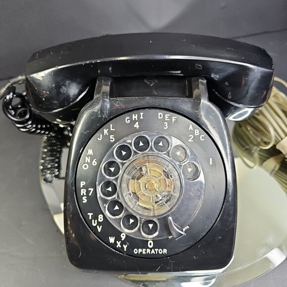 Vintage Black Automatic Electric Rotary Dial Phone Canada 1965 - Picture 2 of 16